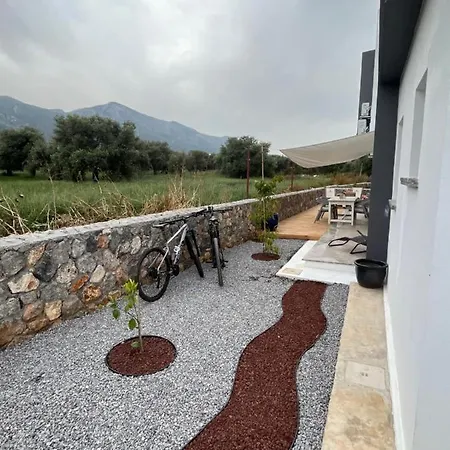 Mountain View Kazaphani